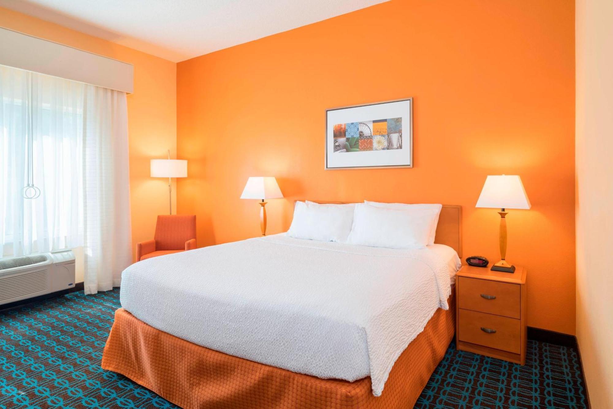 Fairfield & By Marriott Hotel 3*