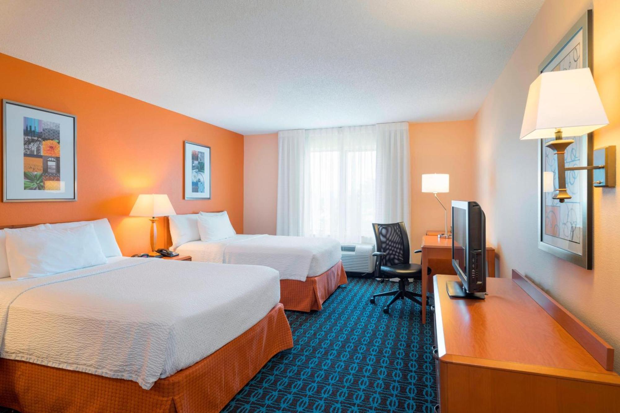 Fairfield & By Marriott Hotel 3*