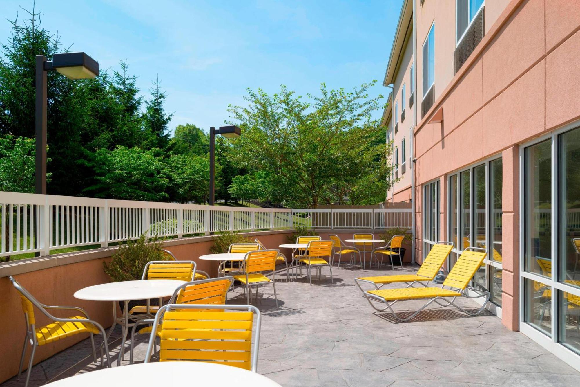 Fairfield & By Marriott 3*
