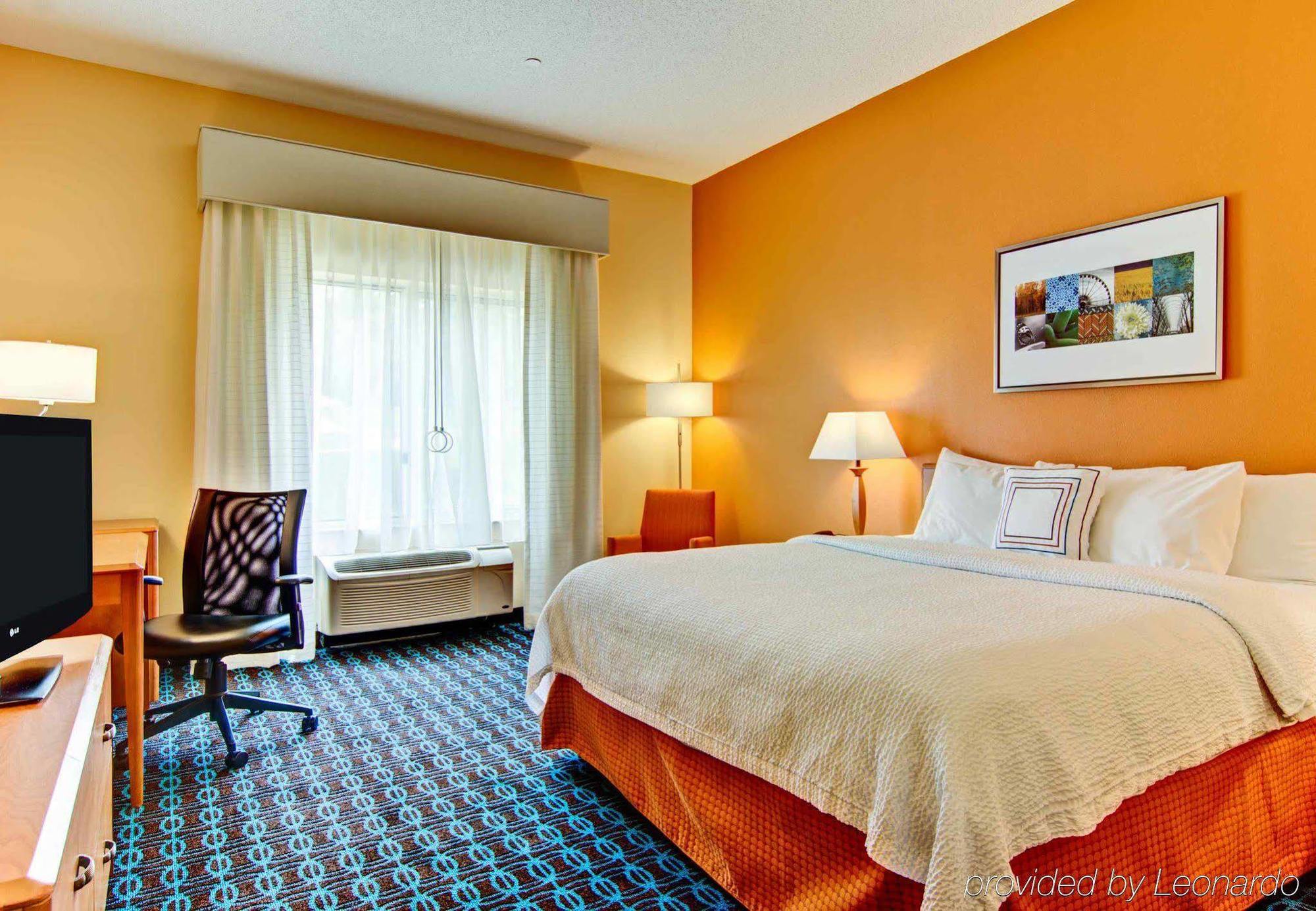 Fairfield & By Marriott Hotel State College