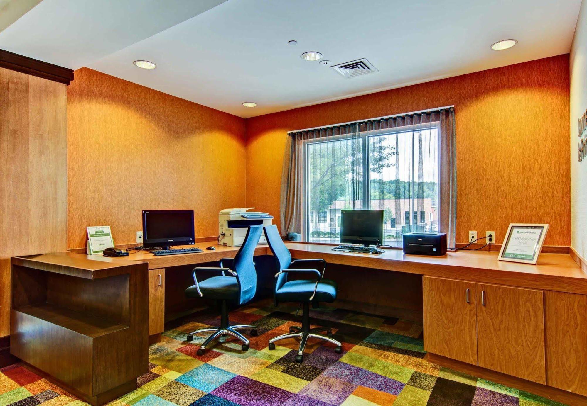 Fairfield & By Marriott Hotel 3*
