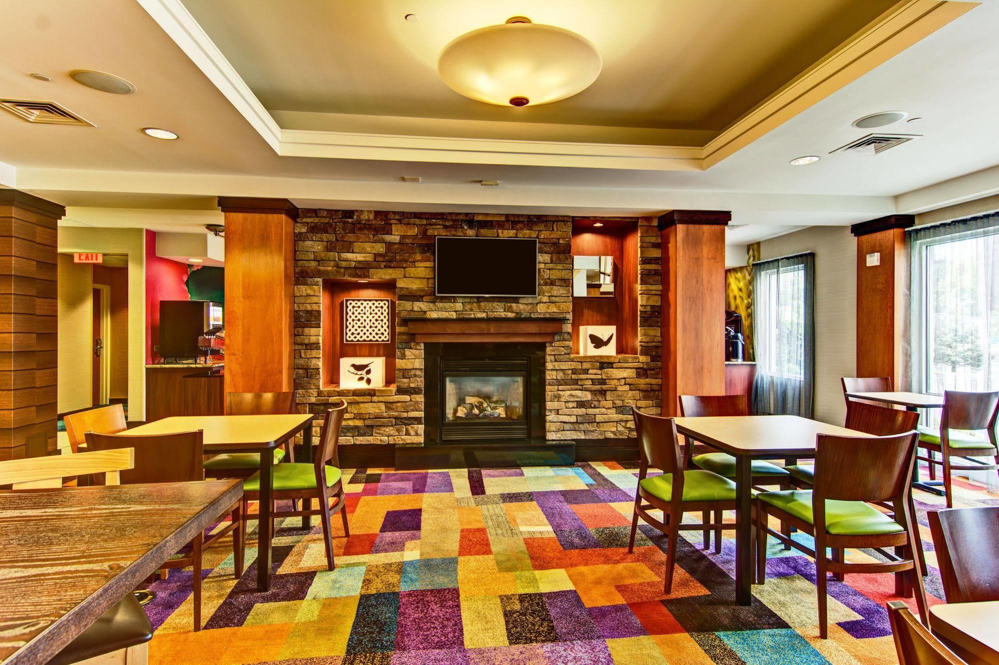 Fairfield & By Marriott 3*