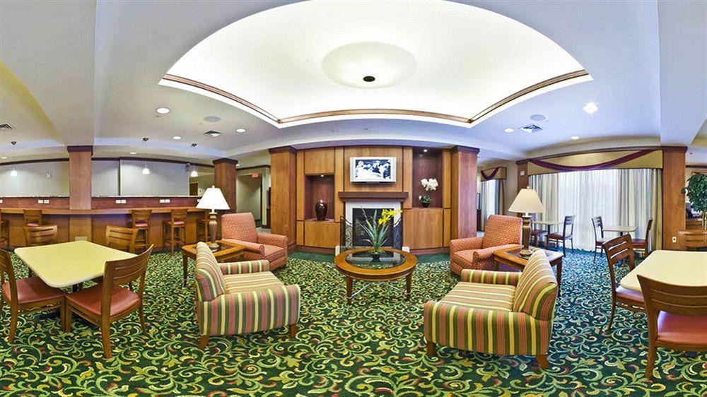 Fairfield & By Marriott Hotel State College